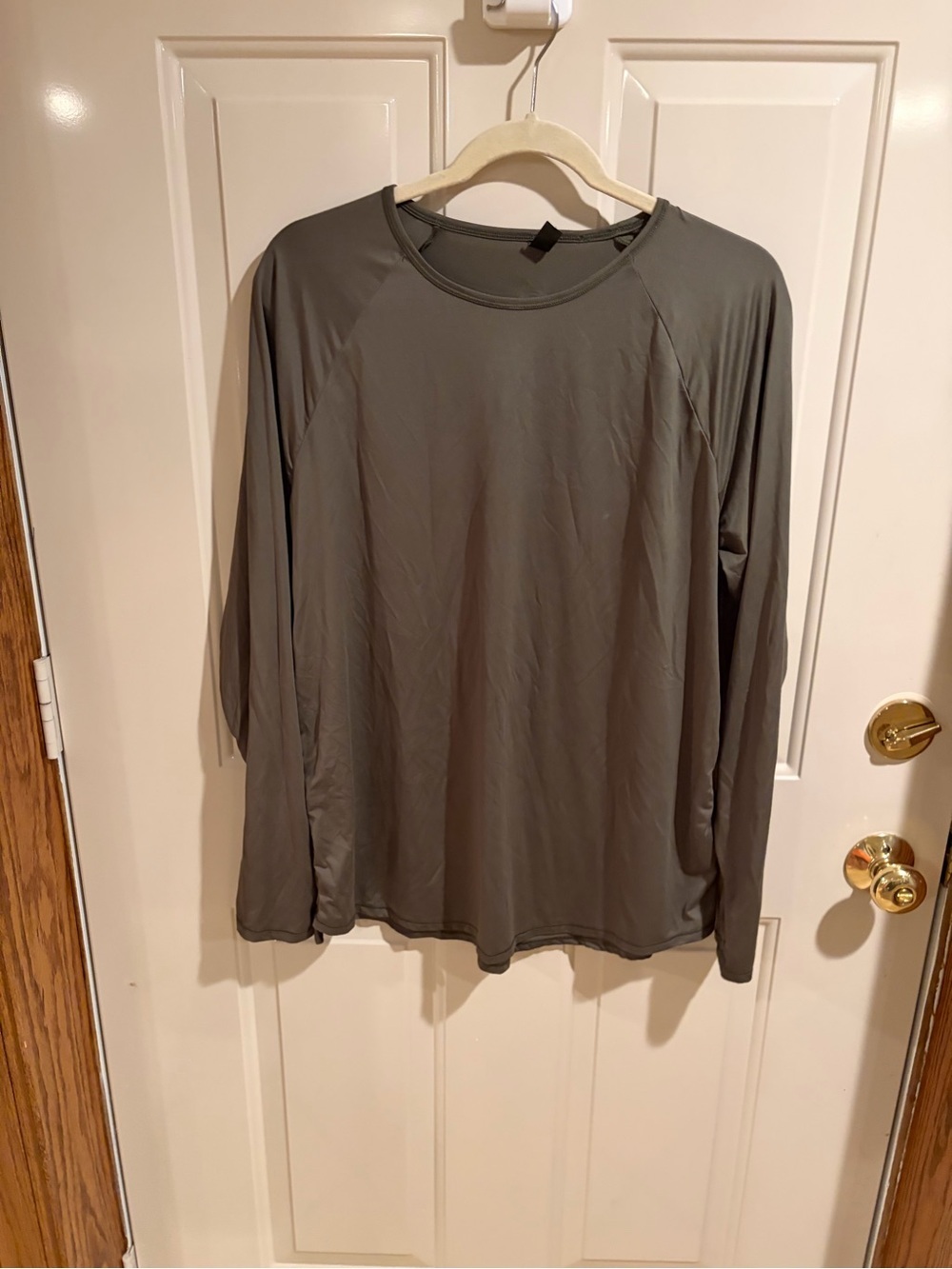 Under Armour Long Sleeve Performance Top XL Khaki Green